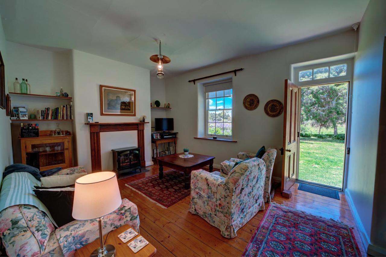 Cherry Plum Cottages ポート・フェアリー エクステリア 写真