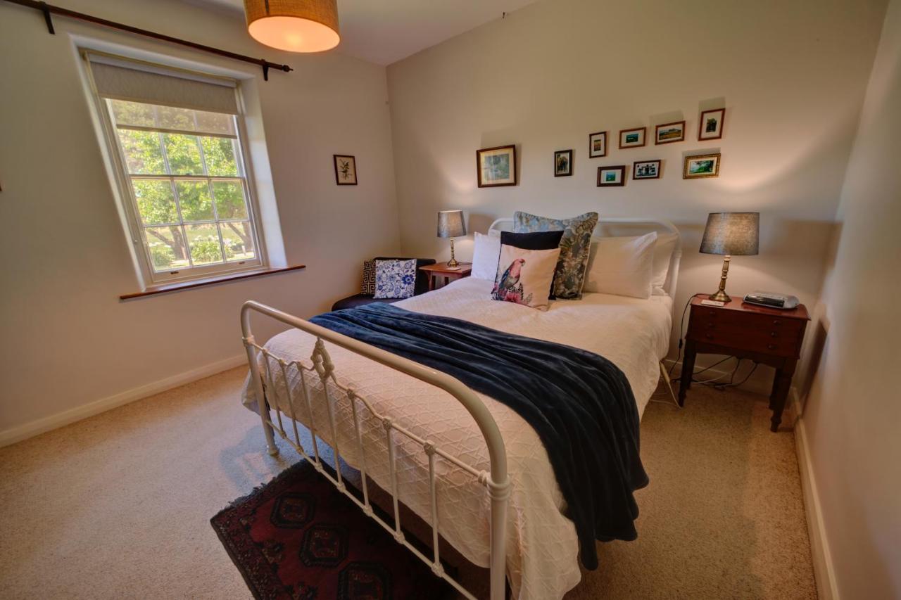 Cherry Plum Cottages ポート・フェアリー エクステリア 写真
